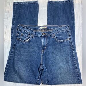 Y2K Levi's 515 Boot Cut Jeans Women's Size 6 30x30 Mid Rise Medium Wash Soft EUC